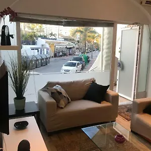 apartamento-puerto-benalmadena-j2.hotelsinnerja.org/
